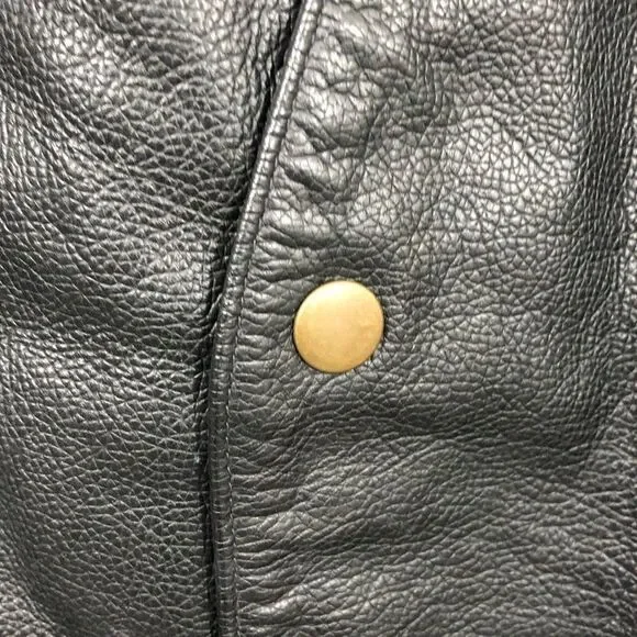 WILSONS LEATHER VEST - SIZE XL BLACK LEATHER VEST.  APPEARS TO BE VINTAGE - Picture 5 of 10